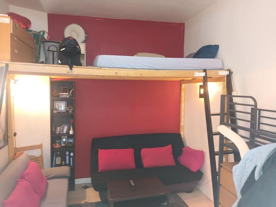 Appartamento Sympa Meuble Et Equipe Nation. *
